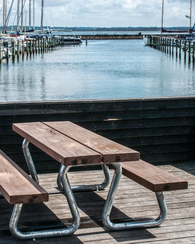 OMEGA outdoor dining set