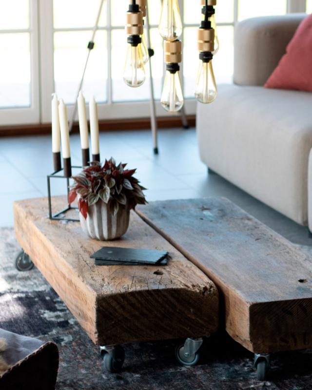 RØSKVA coffee table