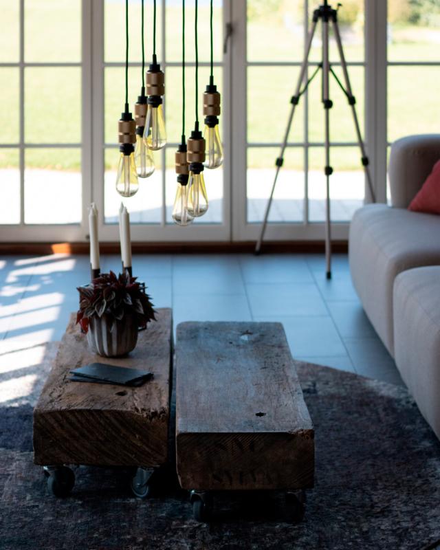RØSKVA coffee table