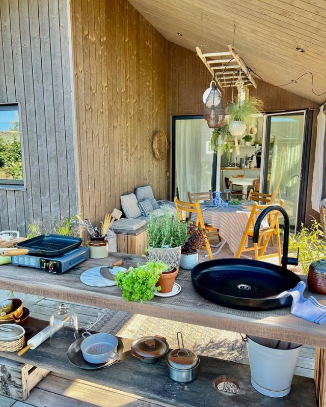 NOR outdoor kitchen with sink