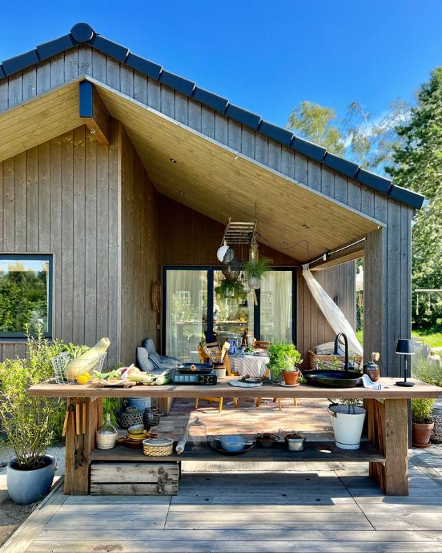 NOR outdoor kitchen with sink