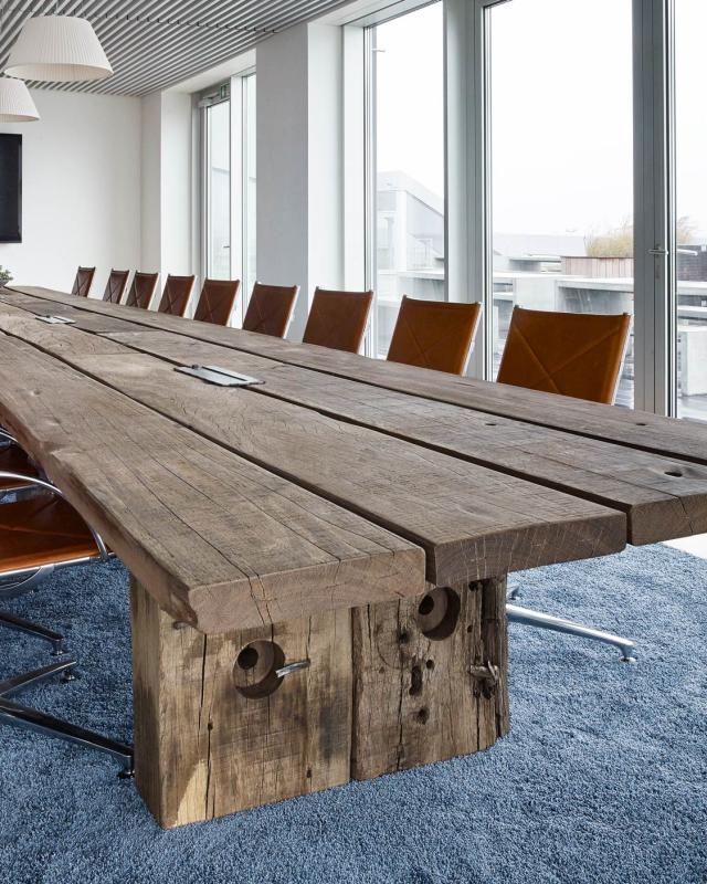 MOSAIC long table