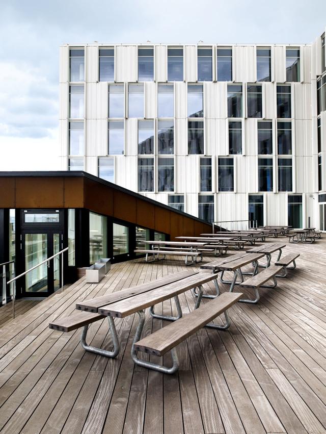 Heavy, Weather Resistant Furniture for the Rooftop Terrace