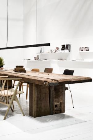 UNIQ plank table 